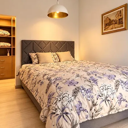City Center & Old Town - Free Parking - Self Check-In * Sarajevo